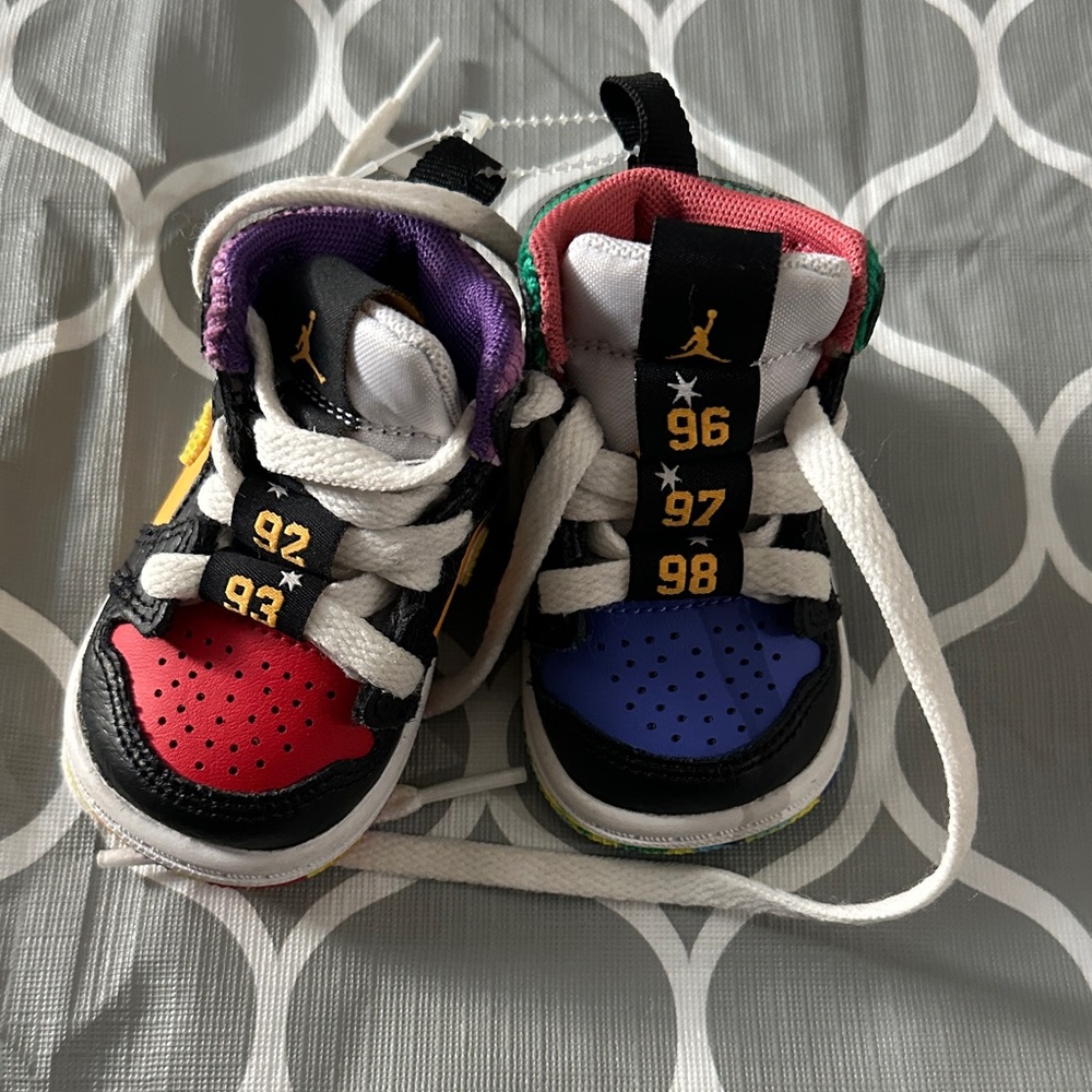 Nike Kids Sneakers - Red, Blue, Black, Purple